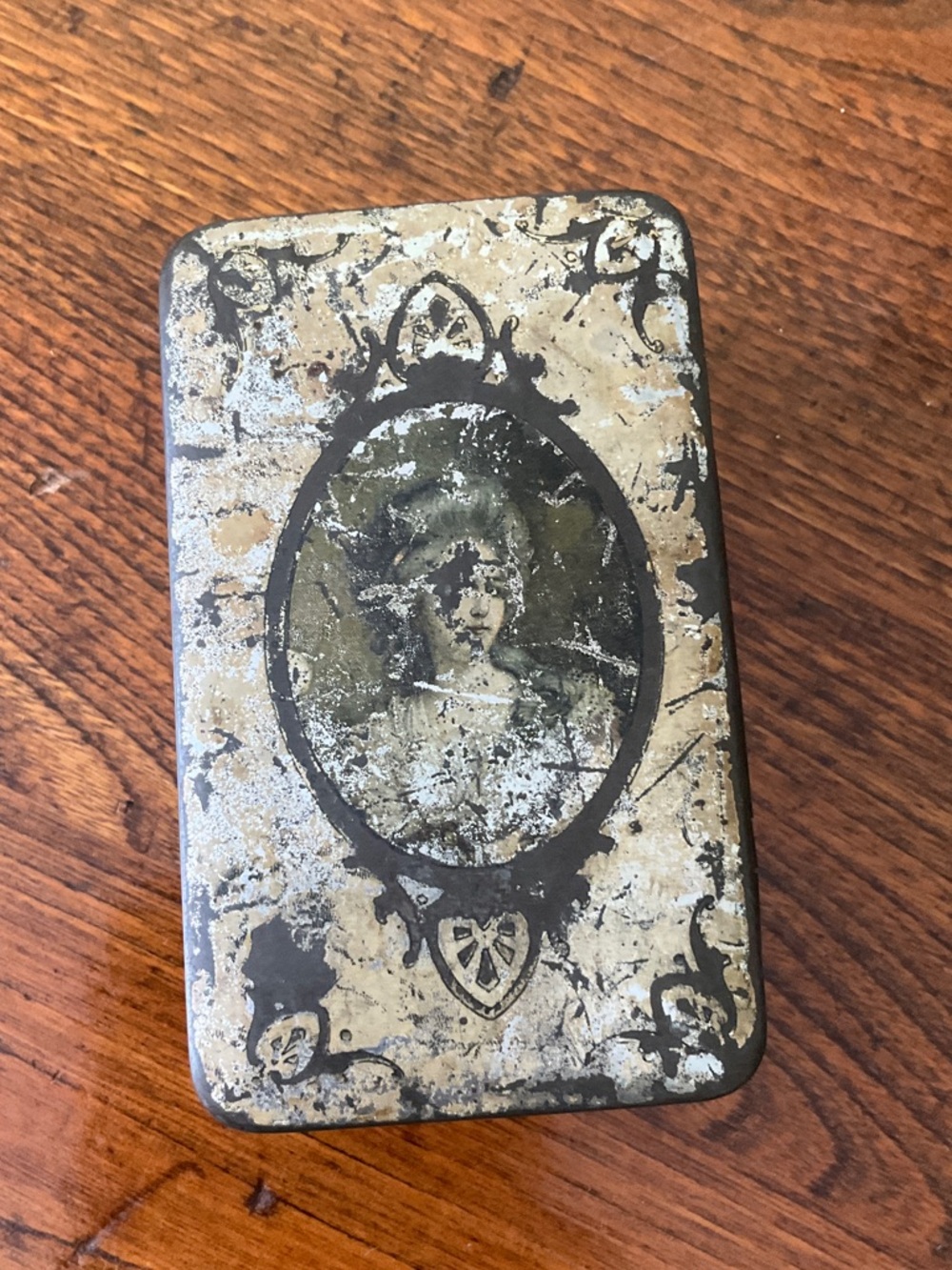 1900s Dutch Candy Tin